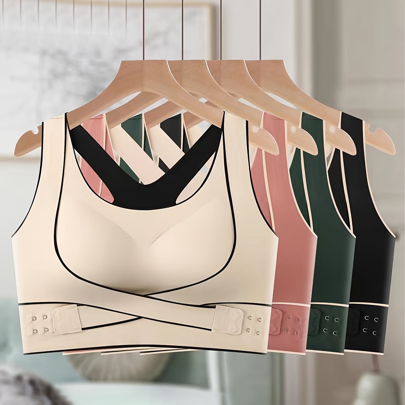 Set of 4 Women'S Front-Closure Sports Bras for Running And Yoga with a Beautiful Back Design.