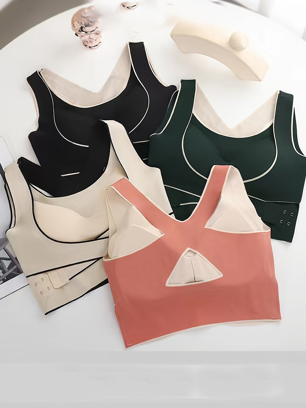 Set of 4 Women'S Front-Closure Sports Bras for Running And Yoga with a Beautiful Back Design.