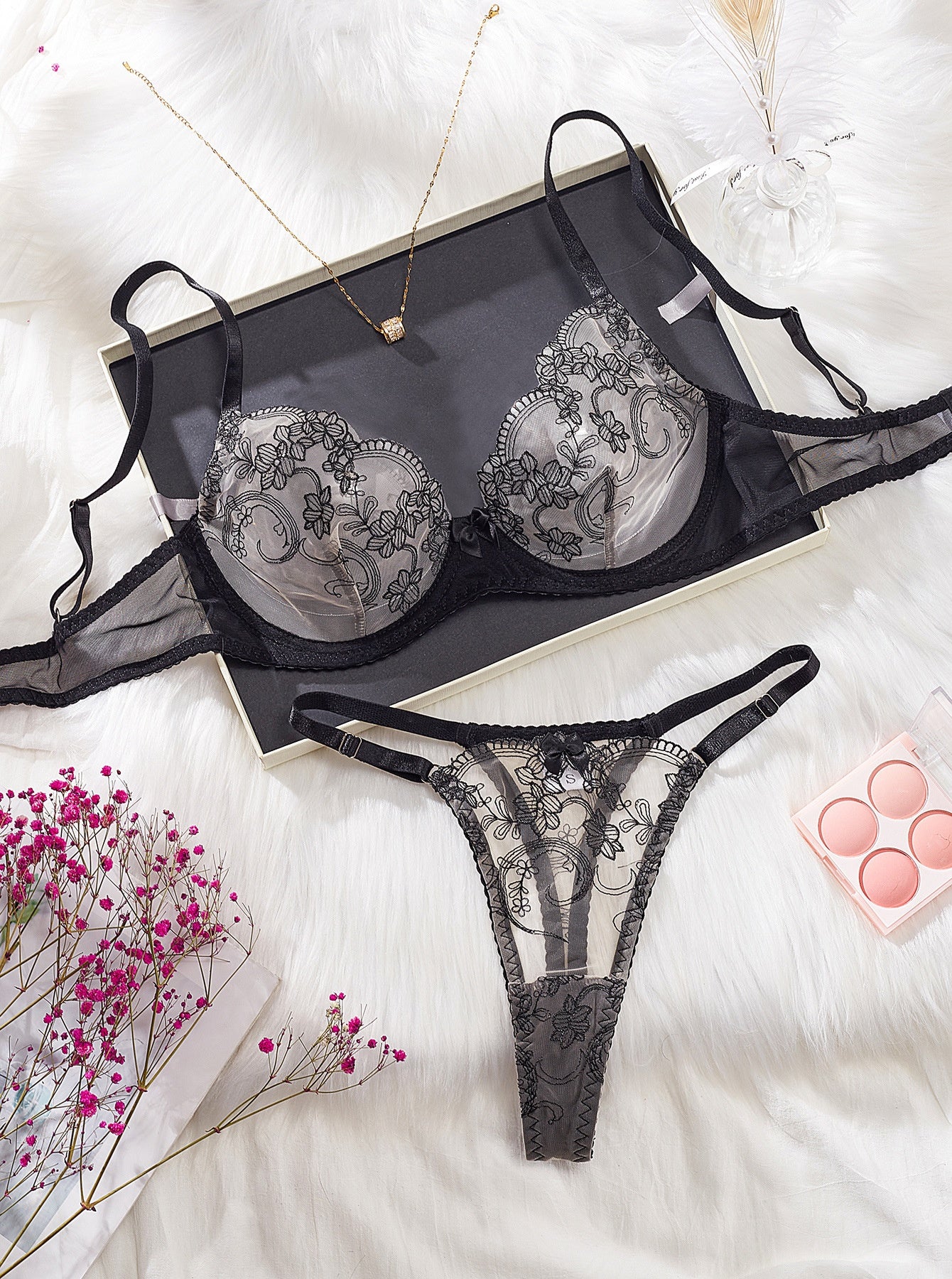 Flower embroidery steel ring gathering perspective lingerie two-piece set