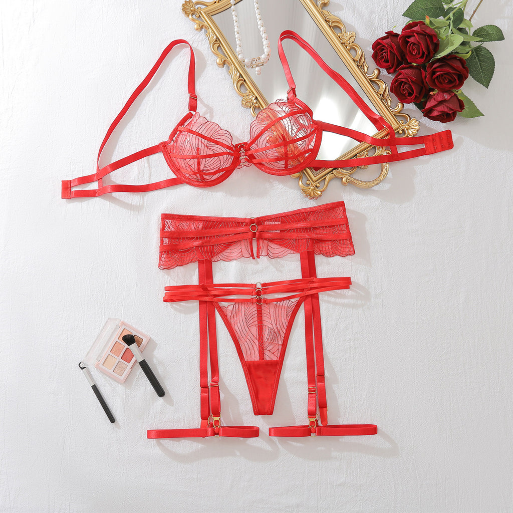 Red perspective embroidery gathered shaping adjustable and sexy lingerie set