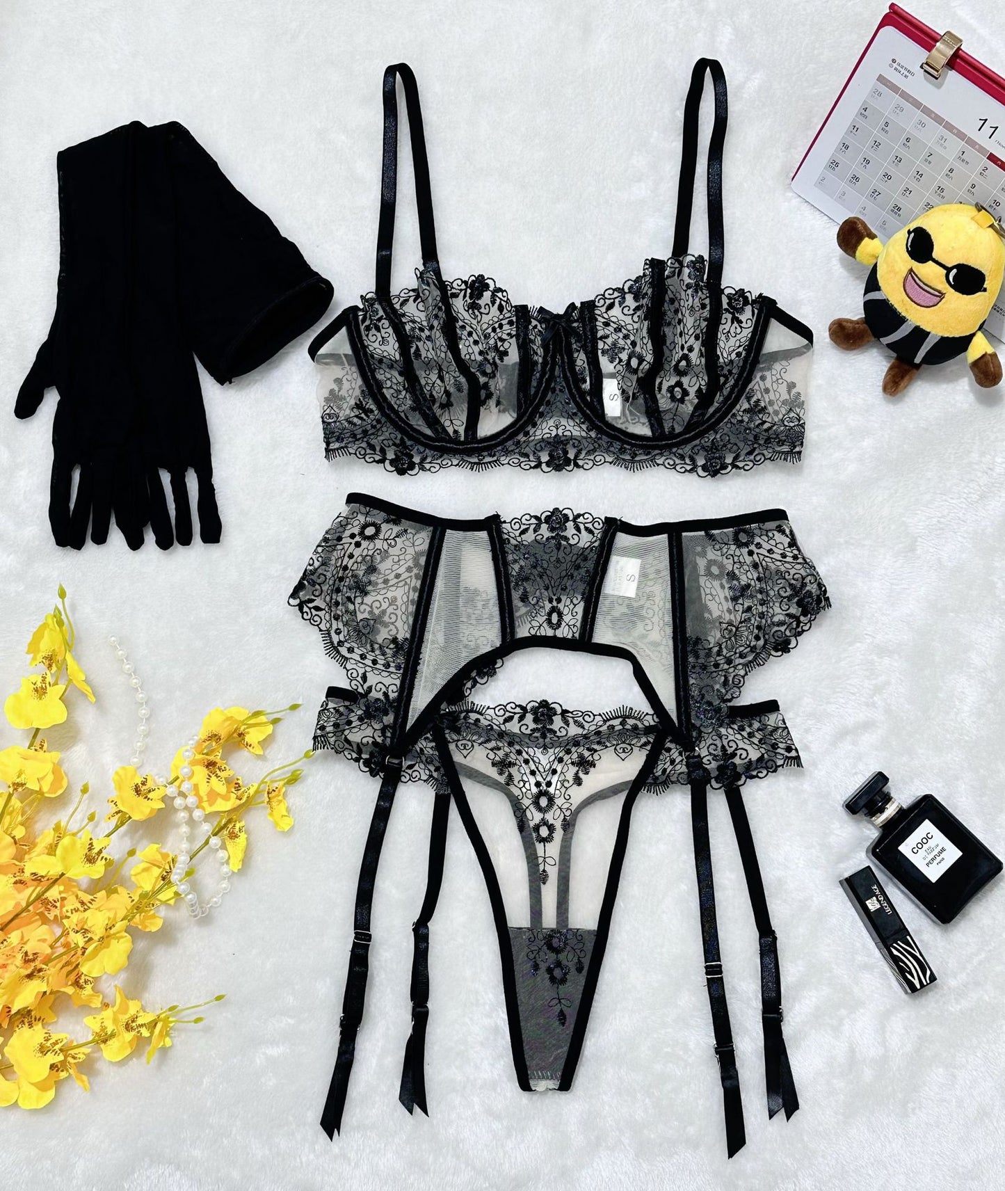 Floral Embroidery Patchwork Sheer Mesh Sexy Lingerie Set for Women