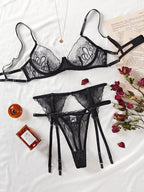 Embroidered splicing sexy shaping lingerie set