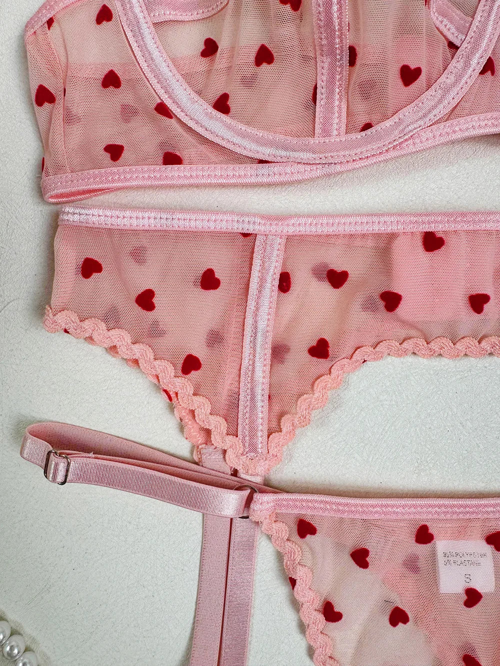 French Ultra Thin Women Underwire Set Sexy Lace Peach Heart Embroidery Bra Set Romantic Pink Transparent Lingerie With Thong